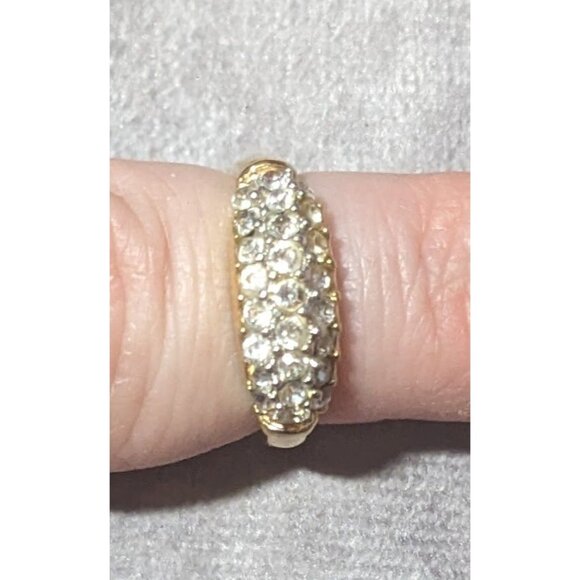 Elegant Glam Triple Crystal Layer Gold Tone Ring Size 5 - Picture 10 of 11